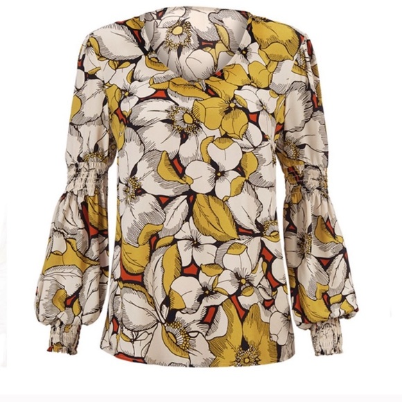 CAbi Tops - Cabi Sequel Blouse